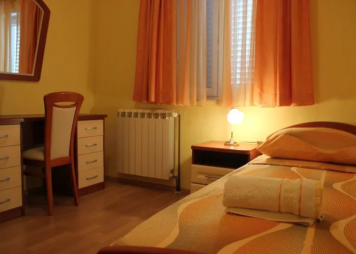 Apartman Lucija *