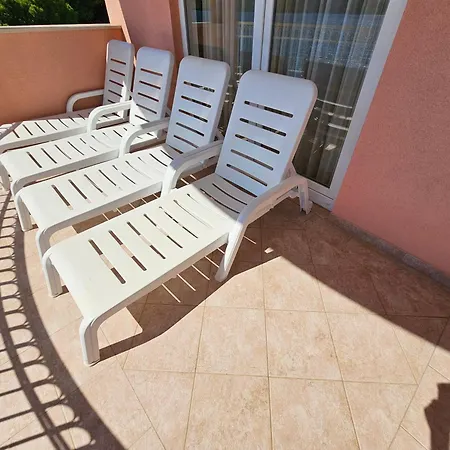 Lucija Apartman