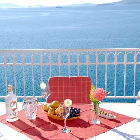 Apartman Lucija Seget Vranjica